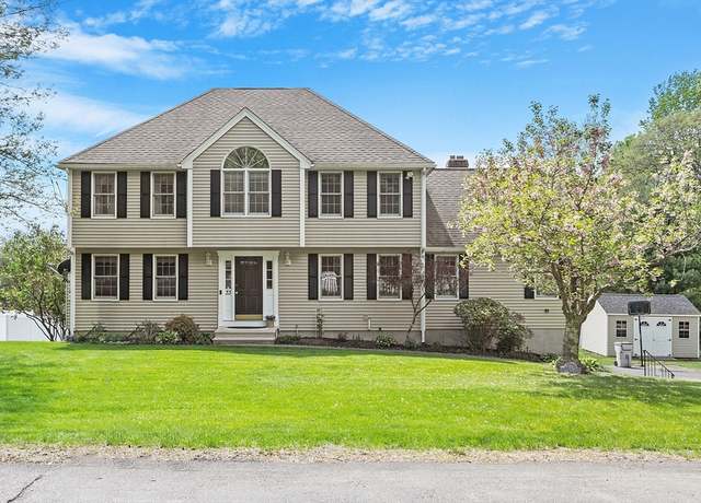 Property at 33 Oak St, Grafton, MA 01519, 4 beds, 2.5 baths