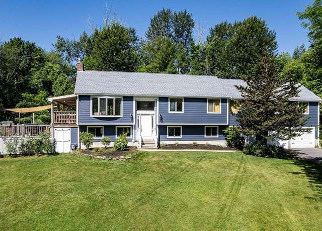 Property at 10 Longmeadow Ln, Medway, MA 02053, 4 beds, 2 baths