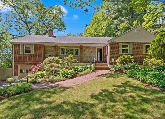 Property at 10 Girard Rd, Winchester, MA 01890, 3 beds, 1.5 baths