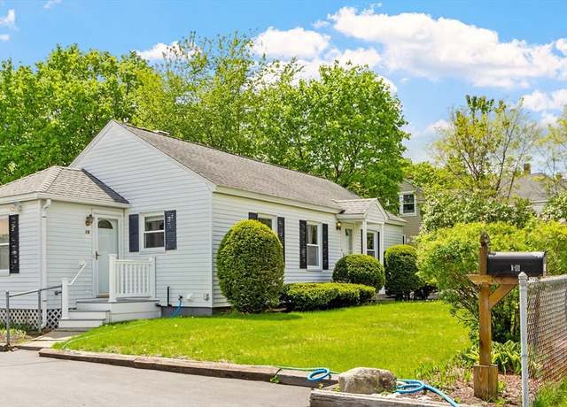 Property at 16 Elm St, Leominster, MA 01453, 2 beds, 2 baths