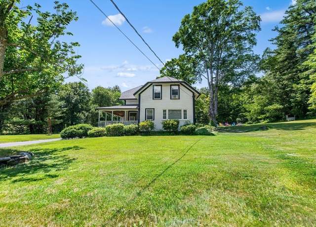 Property at 67 Main St, Atkinson, NH 03811, 4 beds, 2 baths