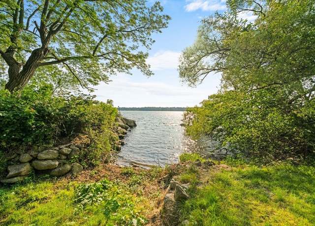 Property at 165 Plymouth Blvd, Westport, MA 02790, 3 beds, 2 baths