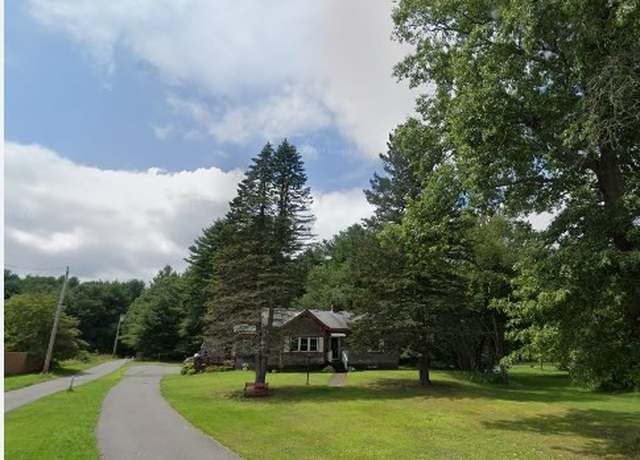 Property at 10 1/2 Worcester, Taunton, MA 02780, 3 beds, 1 bath