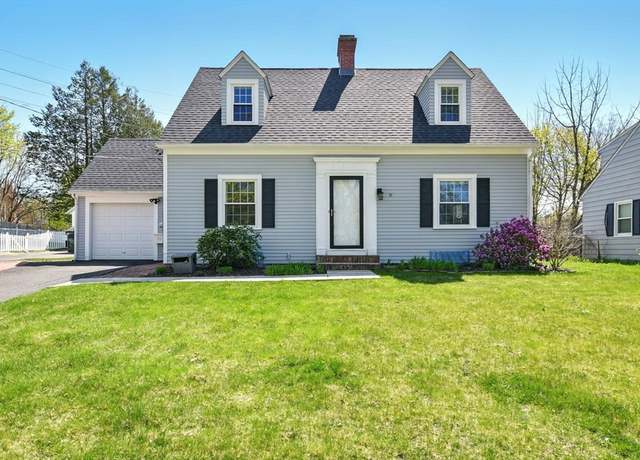 Property at 31 Lincoln Park, Longmeadow, MA 01106, 2 beds, 1.5 baths