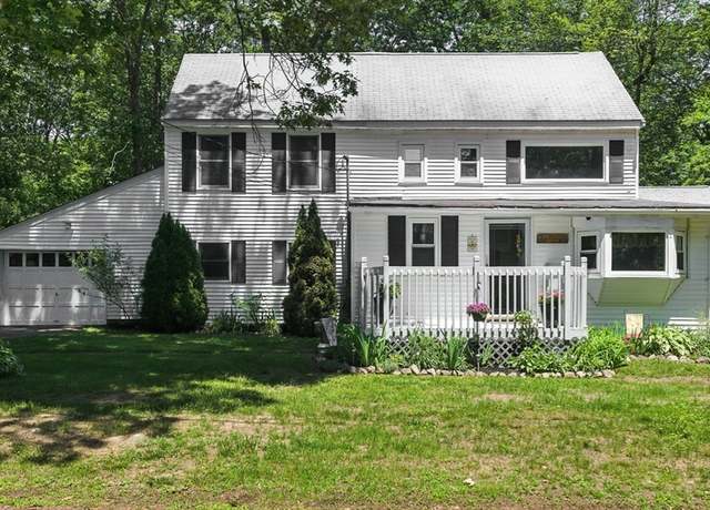 Property at 6 Hillcrest Dr, Hopkinton, MA 01748, 3 beds, 1 bath