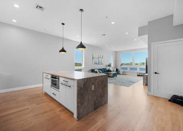 Property at 243 Condor St #4, Boston, MA 02128, 2 beds, 2.5 baths