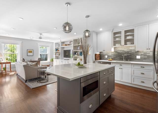Property at 256 W Newton St #1, Boston, MA 02116, 1 bed, 1 bath