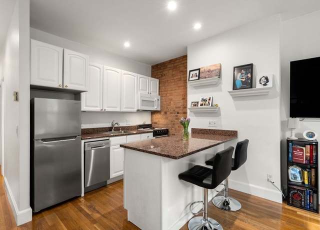 Property at 20 Concord Sq #2, Boston, MA 02118, 2 beds, 1 bath