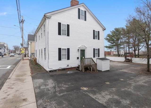 Property at 129-135 Water St, Newburyport, MA 01950, 6 beds, 4.5 baths