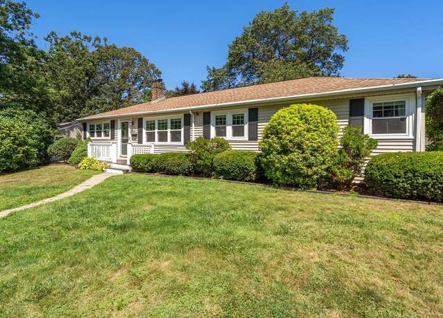 Property at 12 Thomas St, Walpole, MA 02081, 3 beds, 2 baths