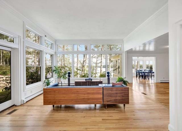 Property at 67 Redwood Cir, Mashpee, MA 02649, 3 beds, 5.5 baths