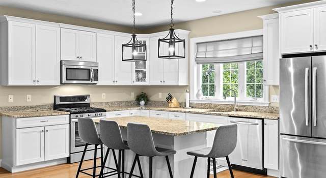 Photo of 12 Garden Rd #12, Natick, MA 01760