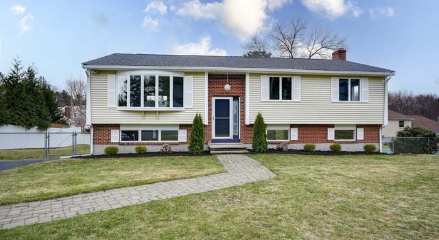 Photo of 1 Maureen Dr, Burlington, MA 01803