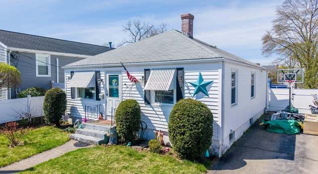 Photo of 105 Enfield St, Pawtucket, RI 02861