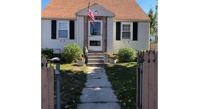 Photo of 527 Burncoat St, Worcester, MA 01606