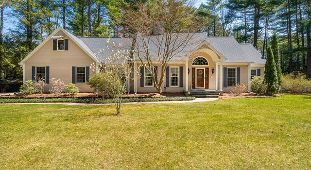 Photo of 6 Pine Meadow Dr, Southampton, MA 01073
