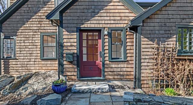 Photo of 14 Dunn's Ln, Marblehead, MA 01945
