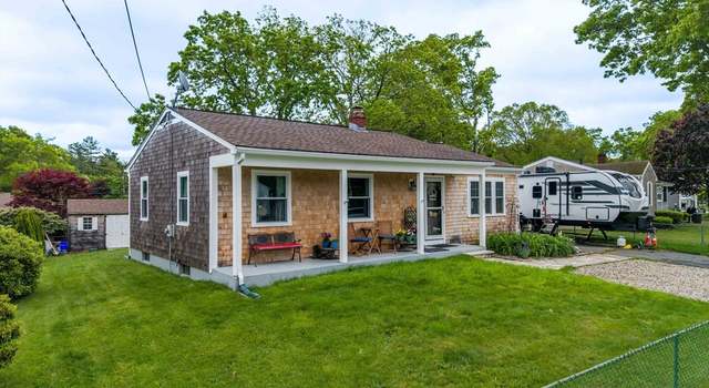 Photo of 62 Greenbrier Dr, New Bedford, MA 02745