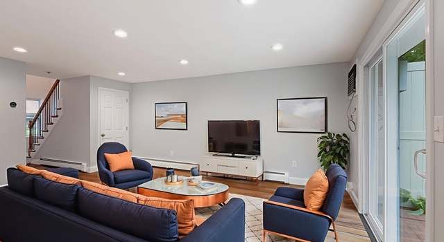 Photo of 48 Decarolis Dr #48, Tewksbury, MA 01876
