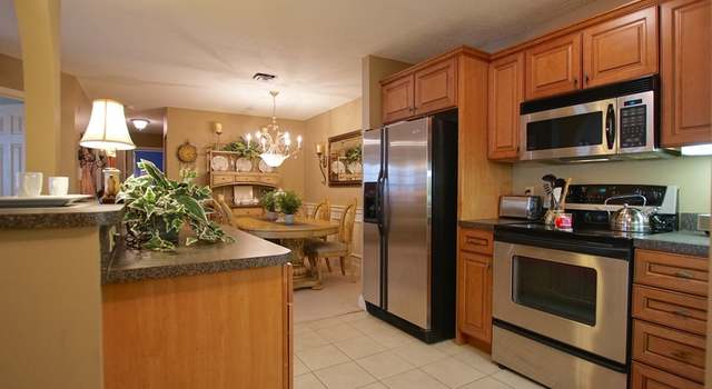 Photo of 1000 Spring Valley Dr Unit G, Andover, MA 01810
