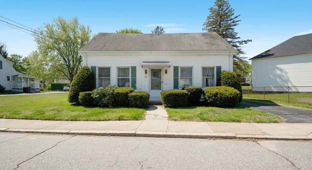 Photo of 48 Huntington Ave, Woonsocket, RI 02895