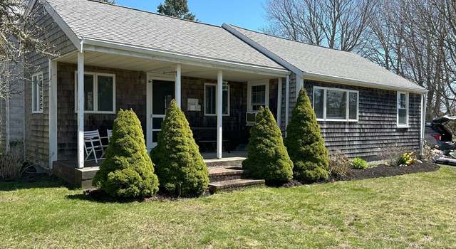 Photo of 61 Pond View Ave, Chatham, MA 02633