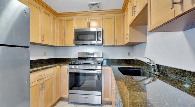 Photo of 360 Littleton Rd Unit A5, Chelmsford, MA 01824