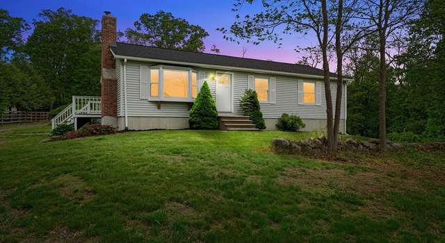 Photo of 31 Chestnut St, Douglas, MA 01516