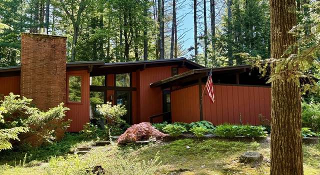 Photo of 66 Stony Hill Rd, Amherst, MA 01002