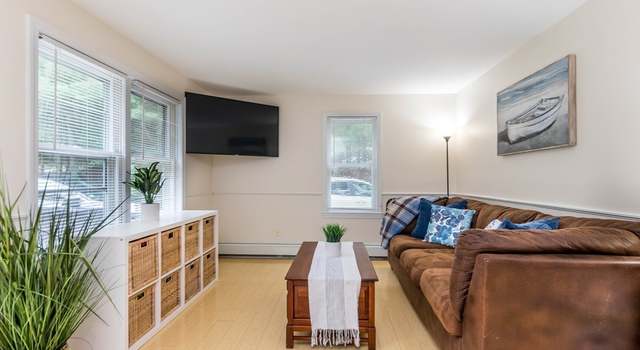 Photo of 29 Pimlico Pond Rd, Sandwich, MA 02644