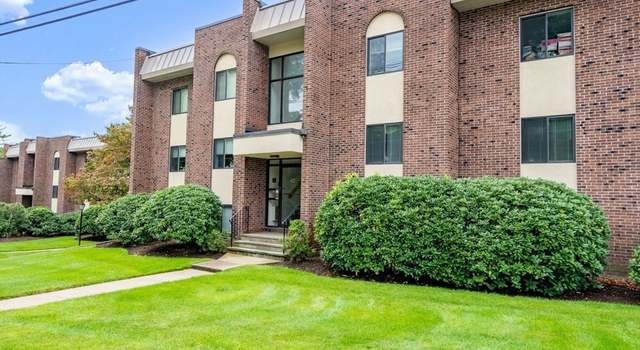 Photo of 43 Angleside Rd #2, Waltham, MA 02453
