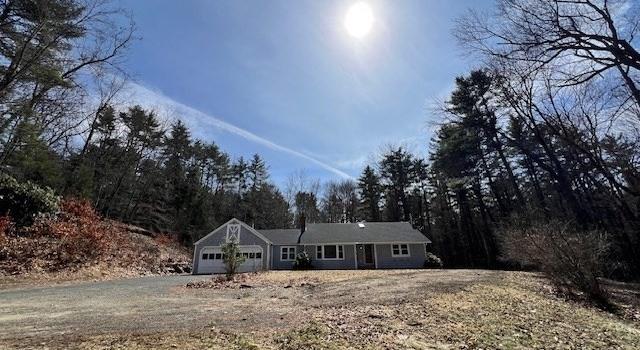 Photo of 81 Hoe Shop Rd, Bernardston, MA 01337