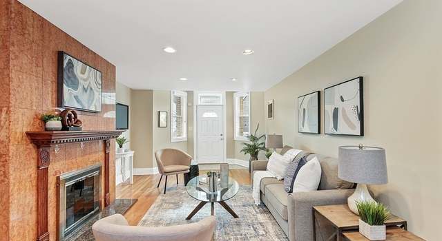 Photo of 352 Tappan St #1, Brookline, MA 02445