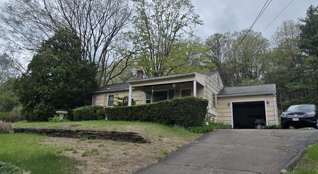 Photo of 242 Hendrick St, Easthampton, MA 01027