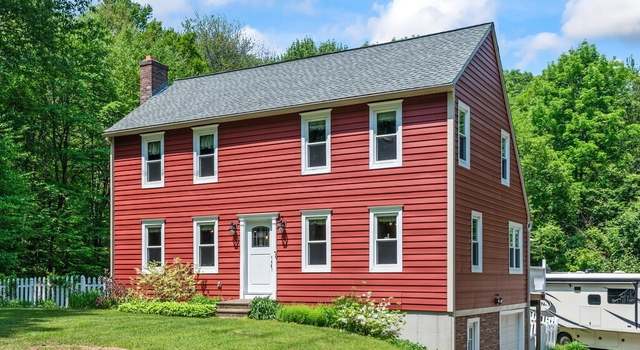Photo of 3 Hayes Pond Cir, Charlton, MA 01507