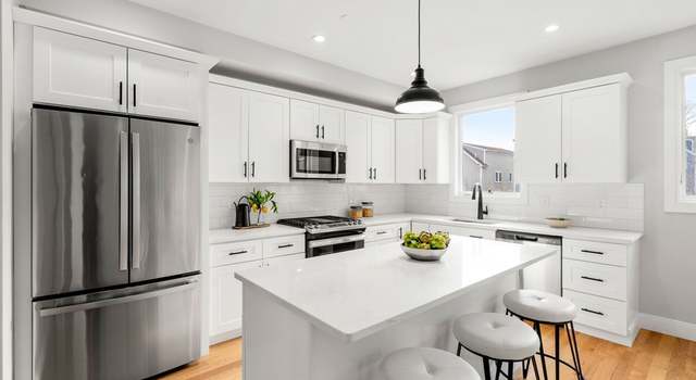 Photo of 123-125 Centre St Unit TH3, Boston, MA 02124