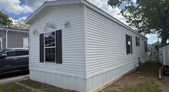 Photo of 3132 Cranberry Hwy #40, Wareham, MA 02538
