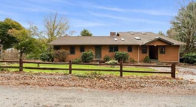 Photo of 169 Leadmine Rd, Fiskdale, MA 01518