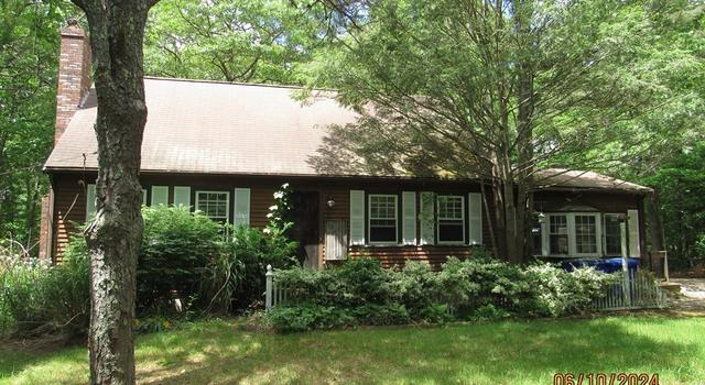 Photo of 22 Pinehurst Dr, Bourne, MA 02532