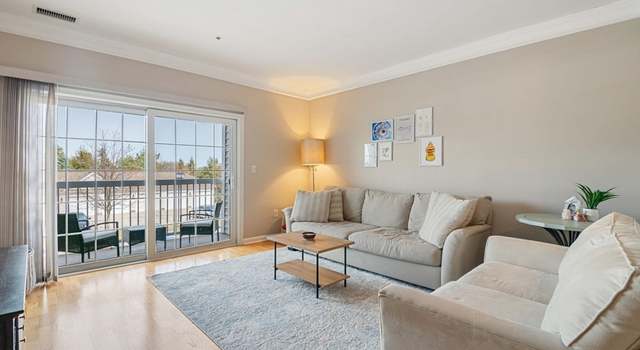 Photo of 204 Clocktower Dr #202, Waltham, MA 02452