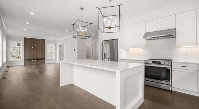 Photo of 232 Bellevue St #1, Newton, MA 02458