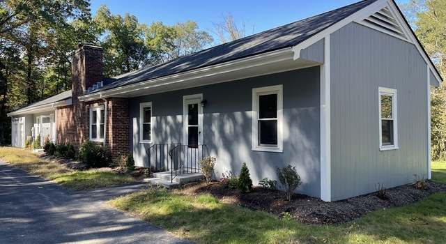 Photo of 100 Maple St, Sherborn, MA 01770