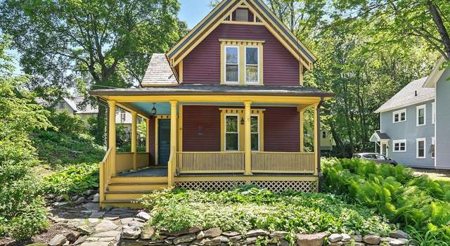 Photo of 10 Walnut St, Greenfield, MA 01301