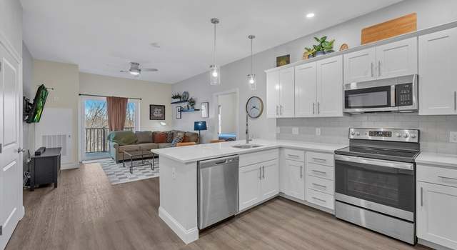 Photo of 3308 Briarwood Vlg #3308, Clinton, MA 01510