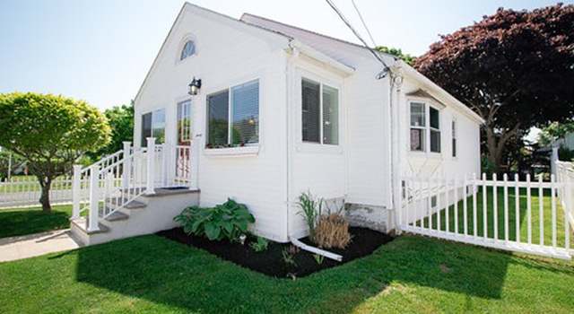 Photo of 20 P St, Hull, MA 02045