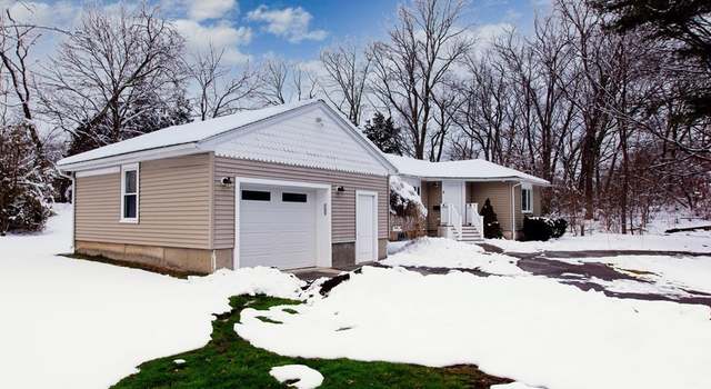 Photo of 5 Weir Rd, Waltham, MA 02451