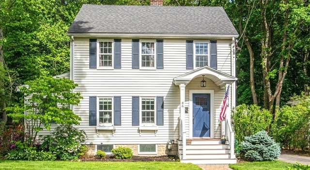 Photo of 86 Willow St, Westwood, MA 02090