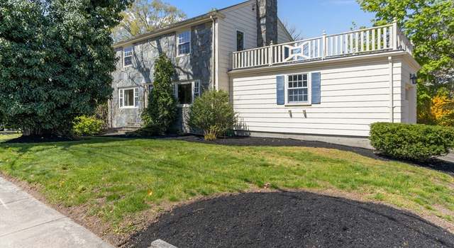 Photo of 1720 Robeson St, Fall River, MA 02720