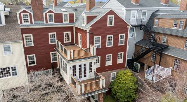 Photo of 10 Hooper St, Marblehead, MA 01945