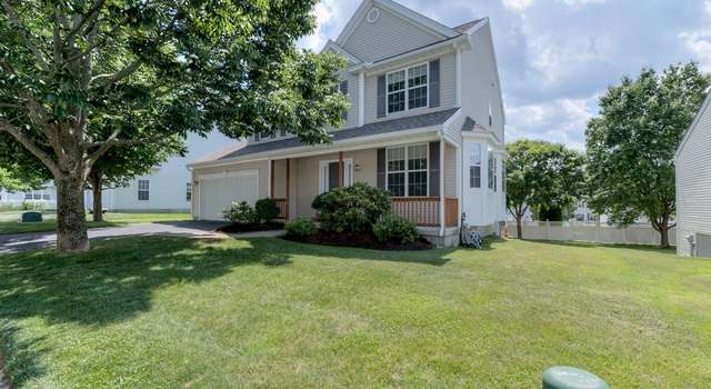 Photo of 5 Rainbow Dr, Worcester, MA 01605